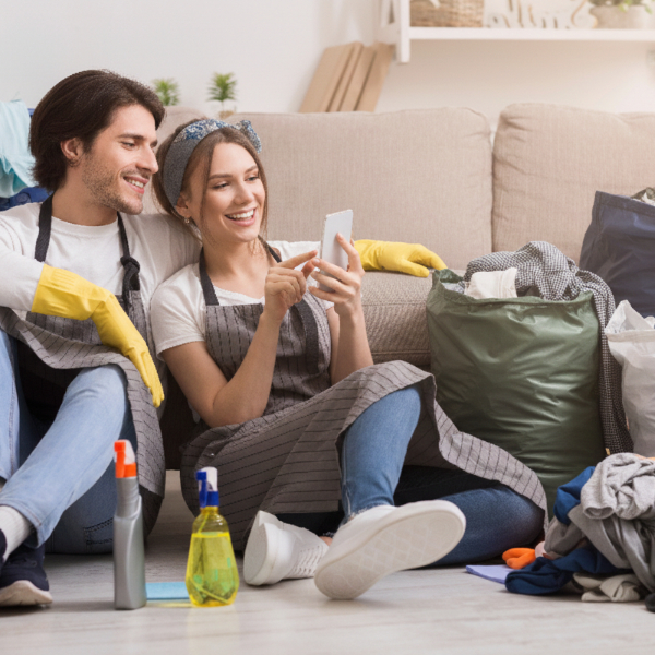 Spring Clean Couple With Laundry 600X600
